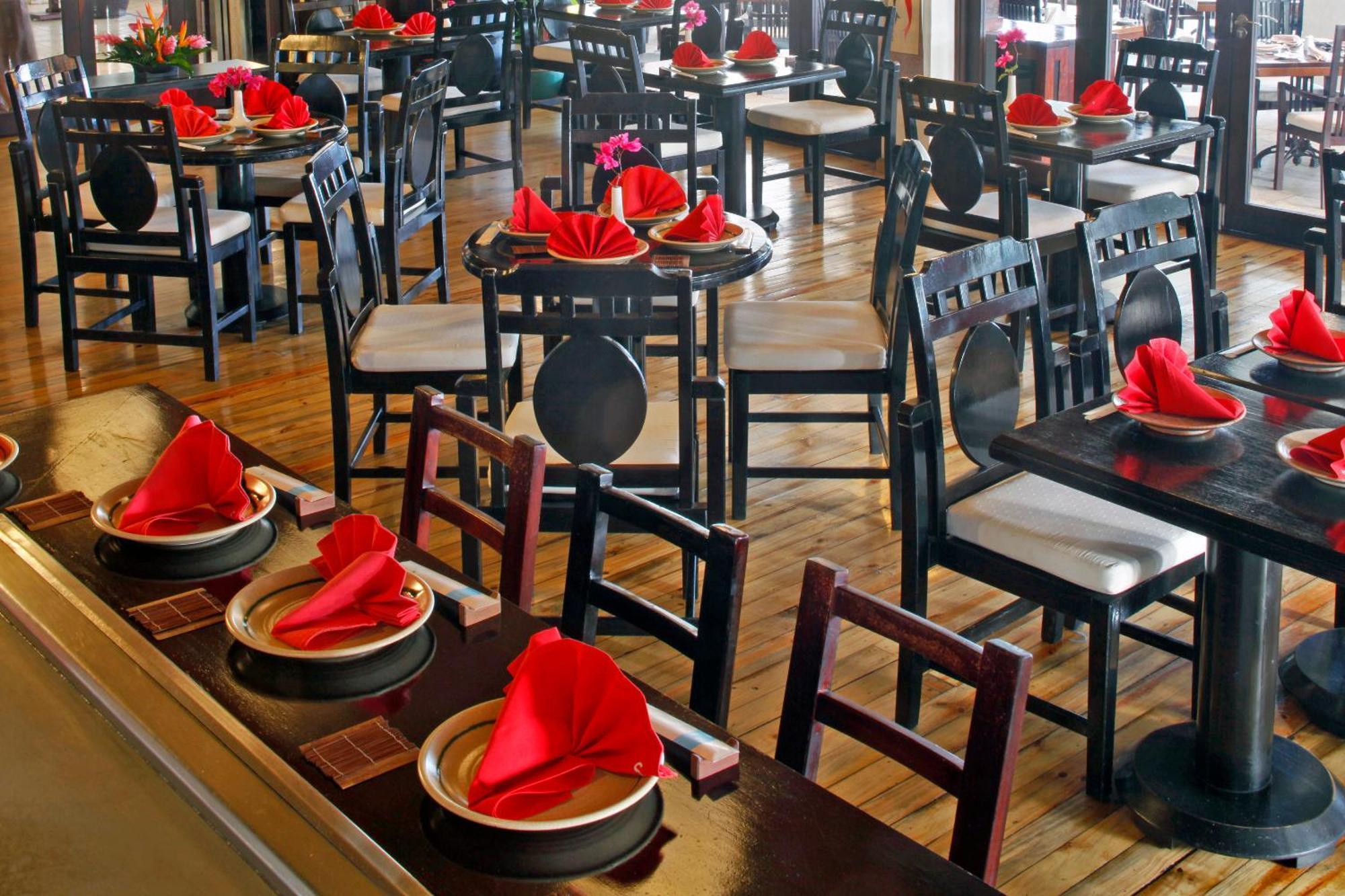 เดอะ วอริค ฟิจิ รีสอร์ต Hotel Korolevu  ภายนอก รูปภาพ Restaurant interior