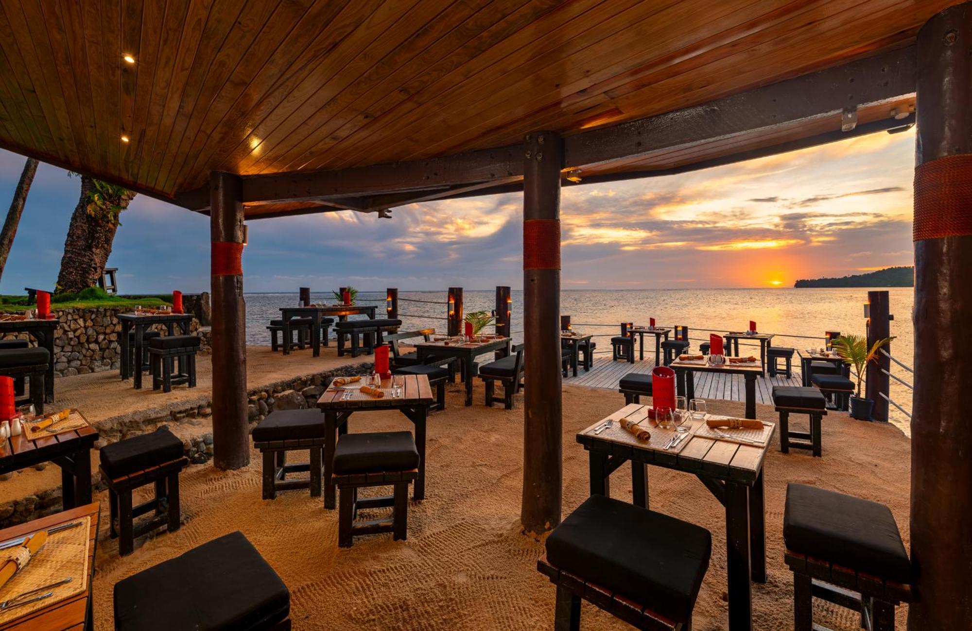 เดอะ วอริค ฟิจิ รีสอร์ต Hotel Korolevu  ภายนอก รูปภาพ